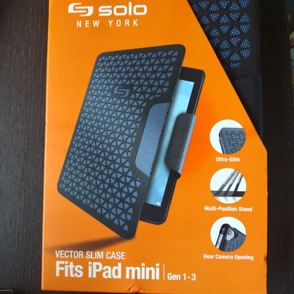 iPad Solo NEW YORK- Vector -Slim Case- Fits iPad Mini- Generation 1-3 Black/Blue